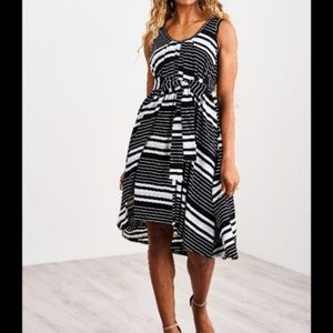 Latched Mama Pleated Nursing Dress